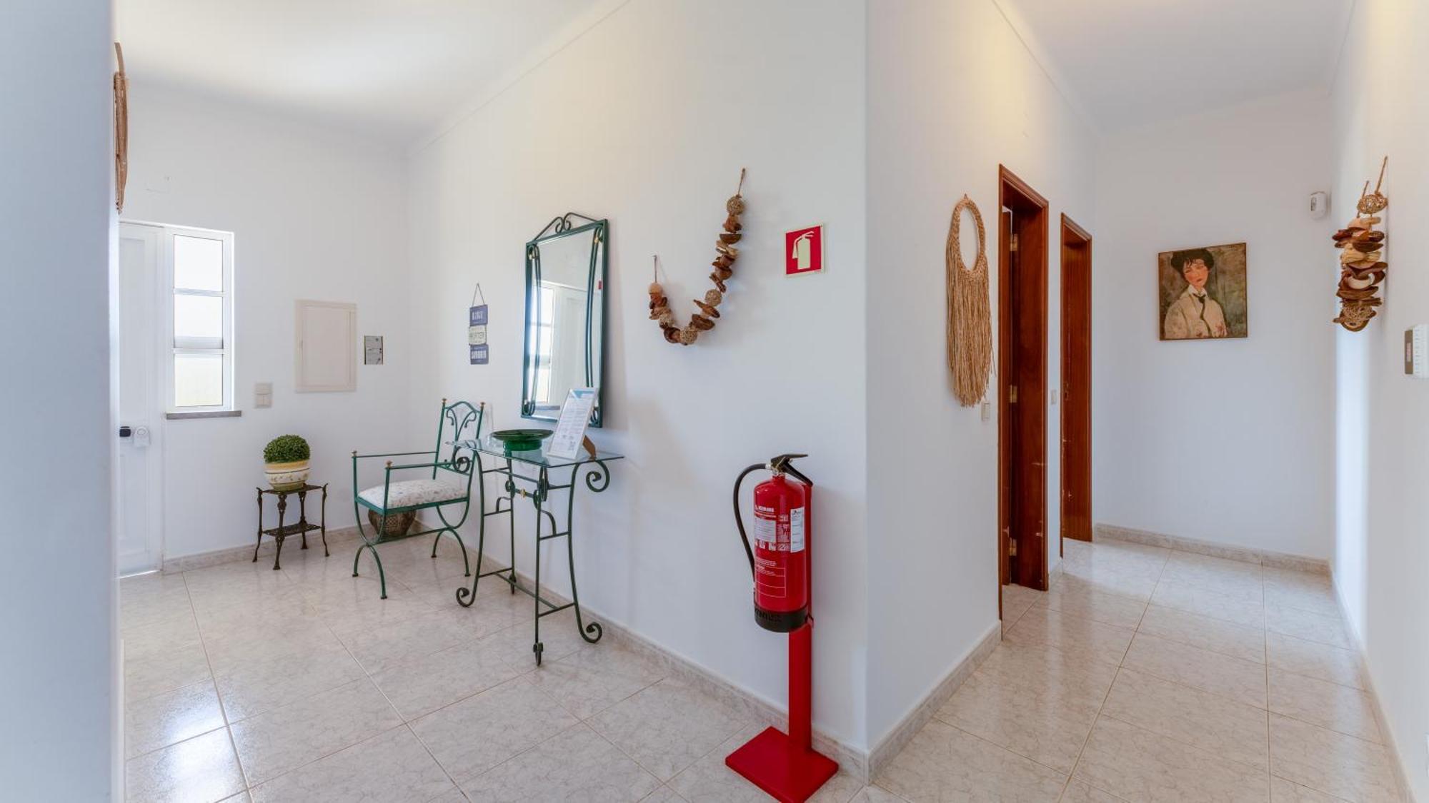 Sunny & Calm 4 Bdr House W/ Pool By Lovelystay Santo Estevao  Eksteriør bilde