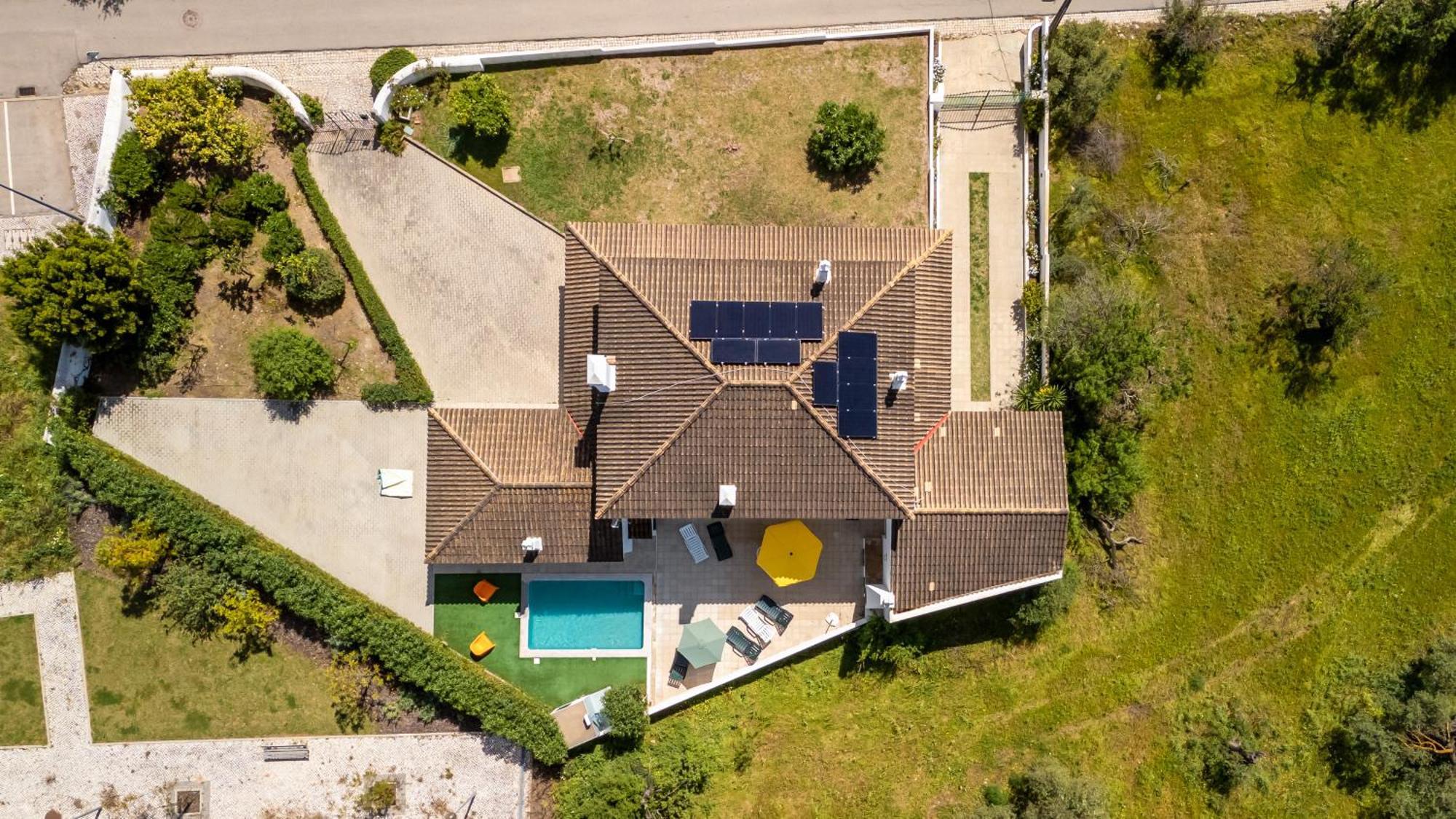 Sunny & Calm 4 Bdr House W/ Pool By Lovelystay Santo Estevao  Eksteriør bilde